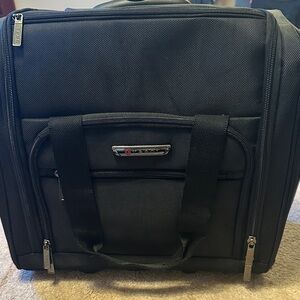 Wenger Black Travel Bag with Silver Accents